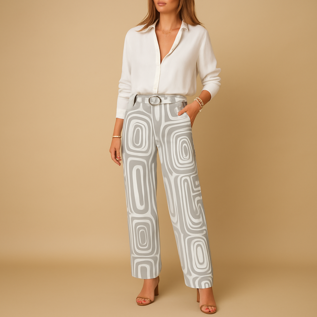 Timeless ladies set with long-sleeved blouse and pants