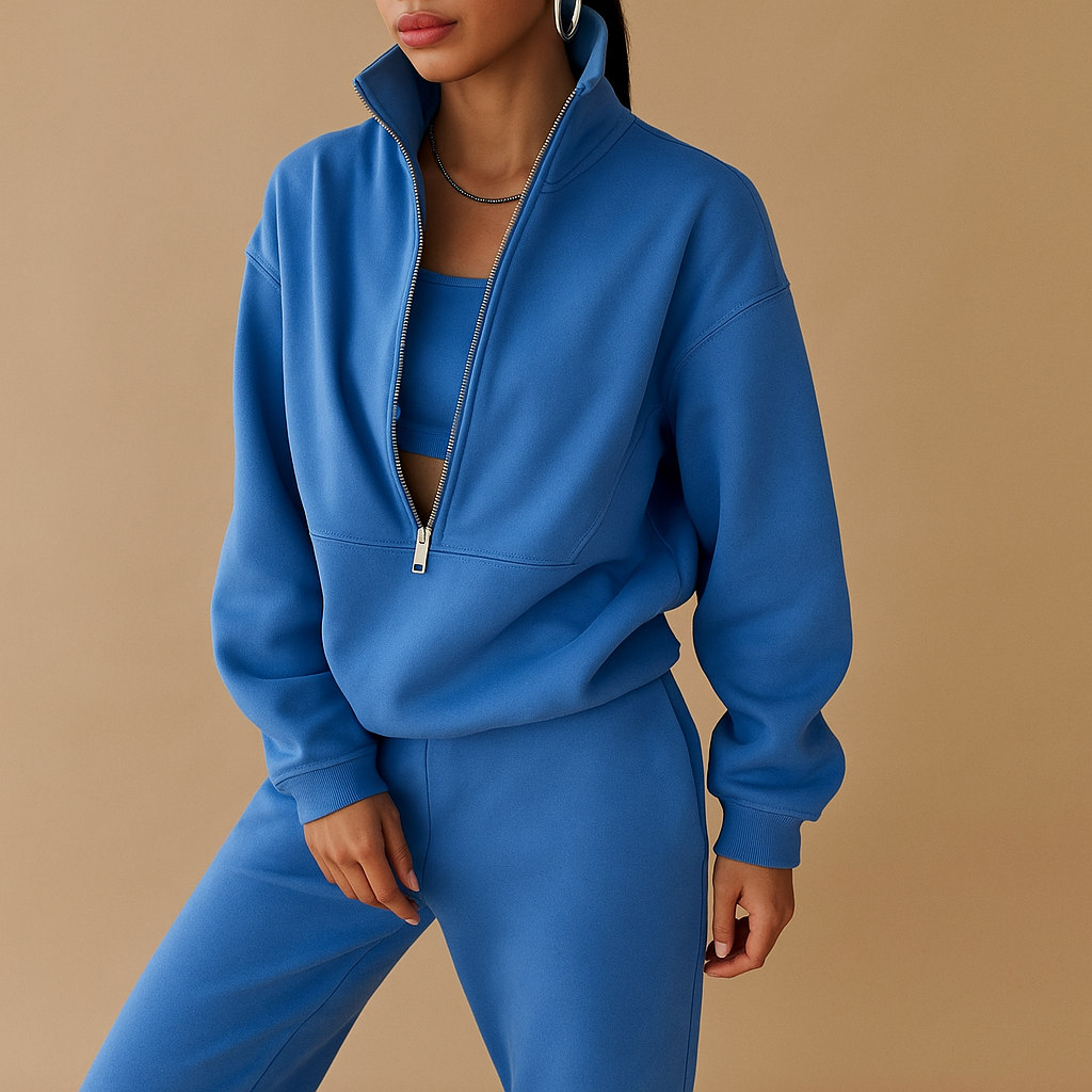 Two-piece half-zip jogging suit for women