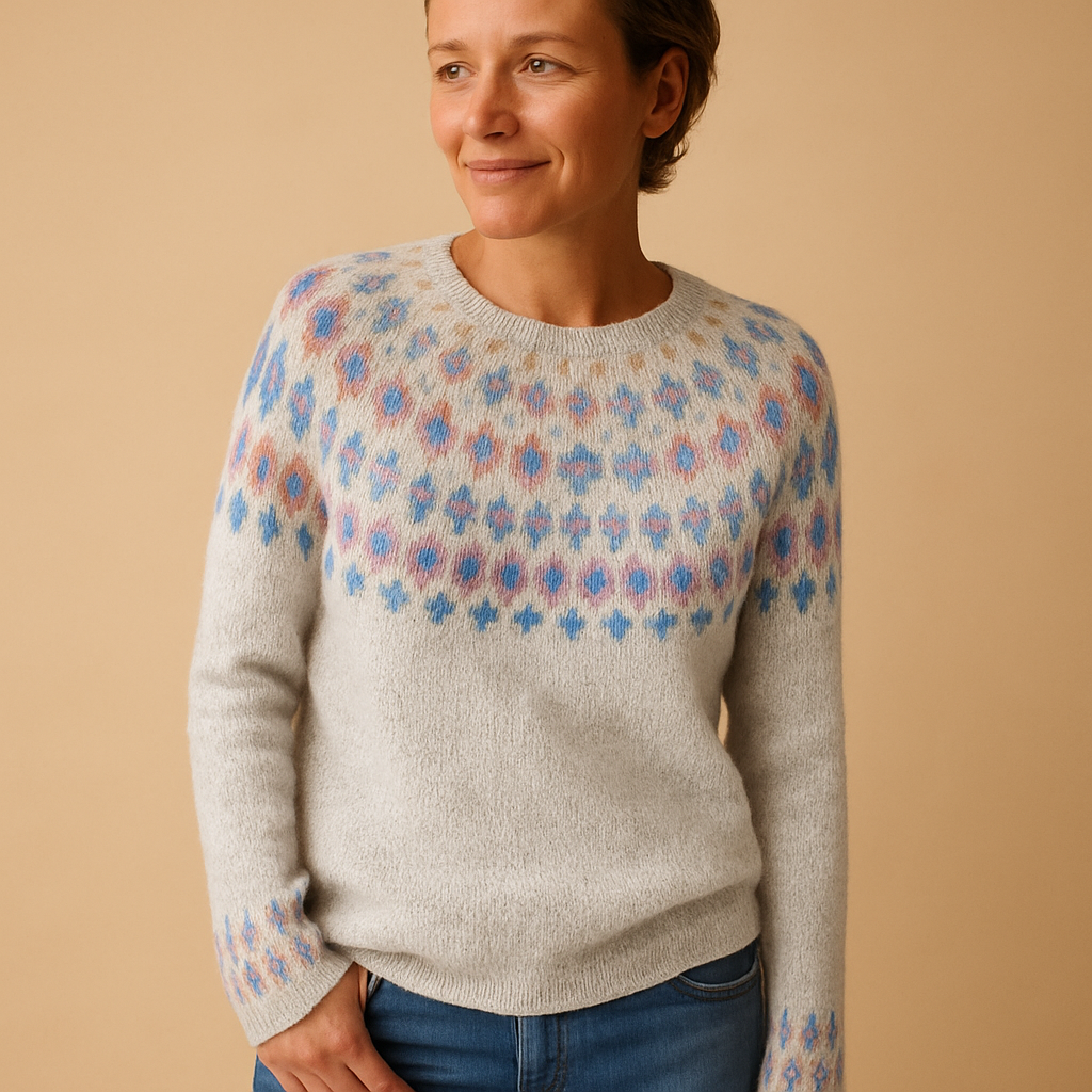 Wool sweater with unique print for women